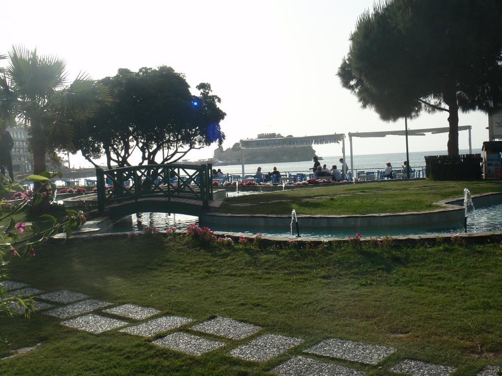 Liman Hotel Kusadası Kültér fotó